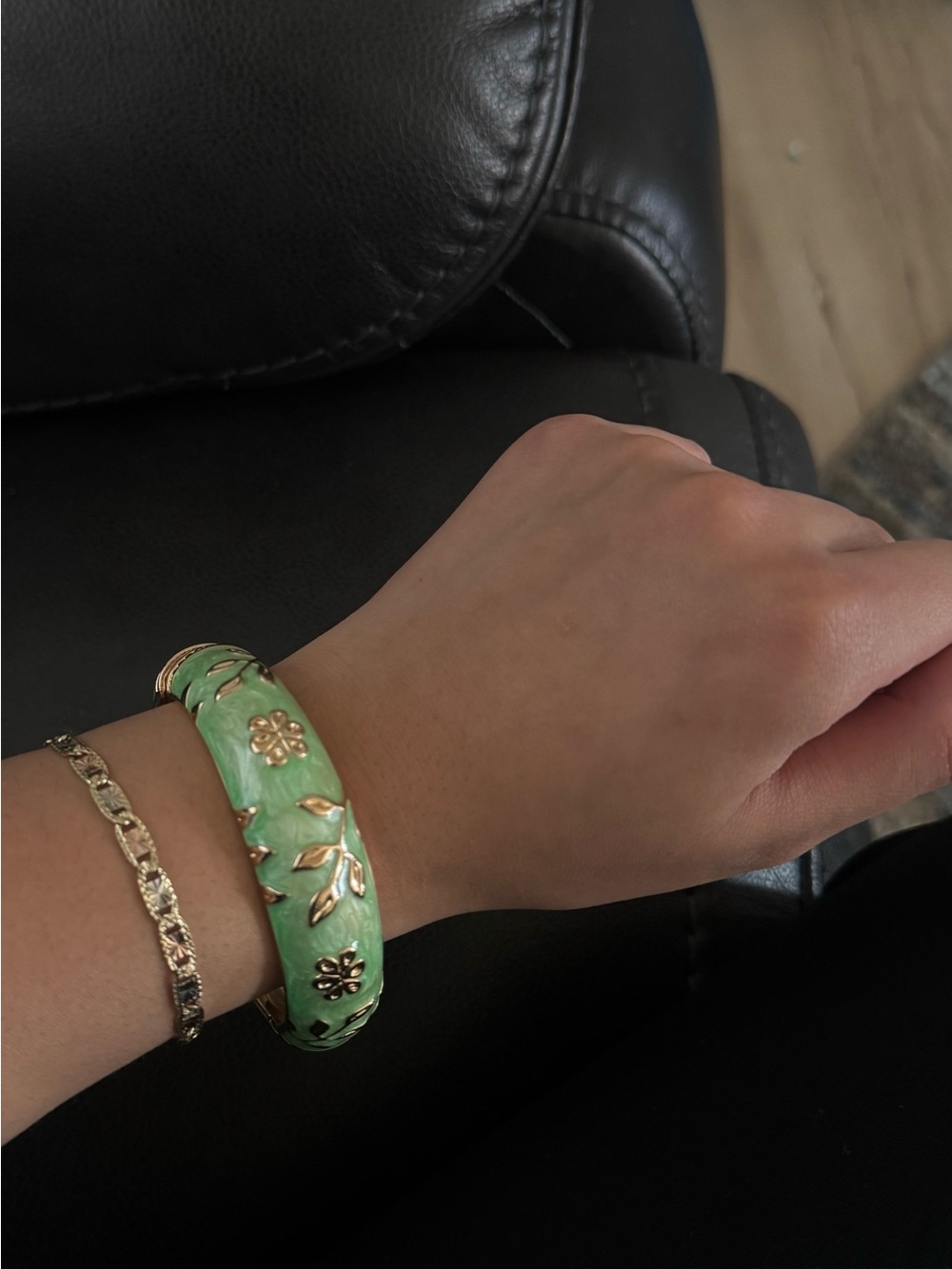 Gold-Plated Green Floral Enamel Bangle Bracelet - Women Jewelry - Picture 3 of 3